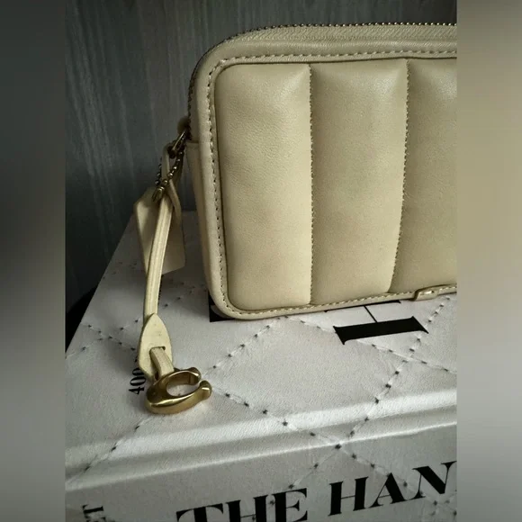 Never Used Coach Kira Bag - Picture 4 of 6